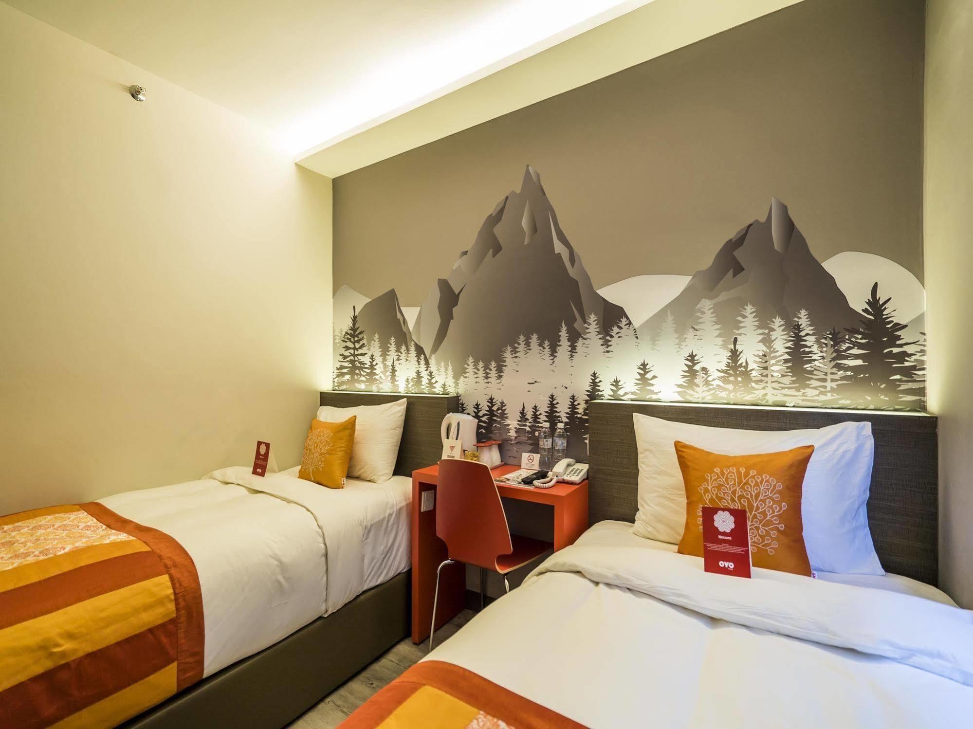 Swing & Pillows - Kl Cheras Maluri Kuala Lumpur Exterior photo